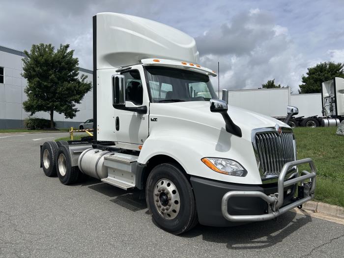 2023 International LT625-1