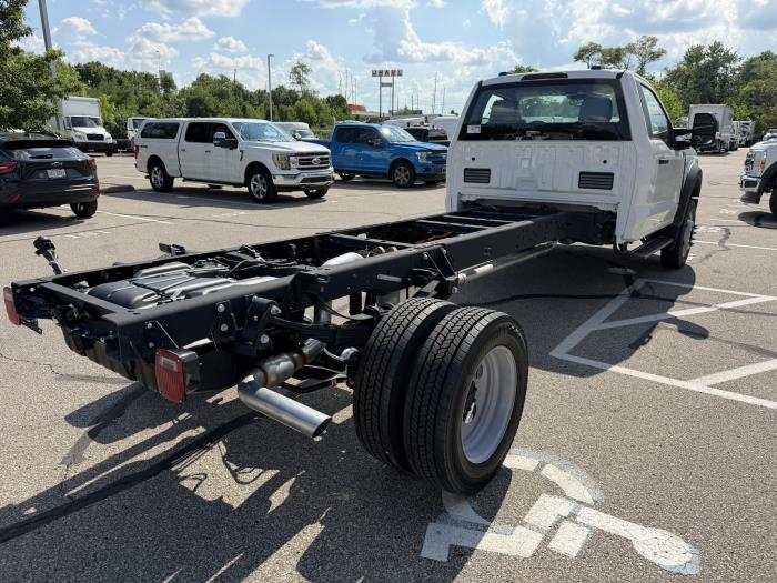 2026 Ford F-550-6