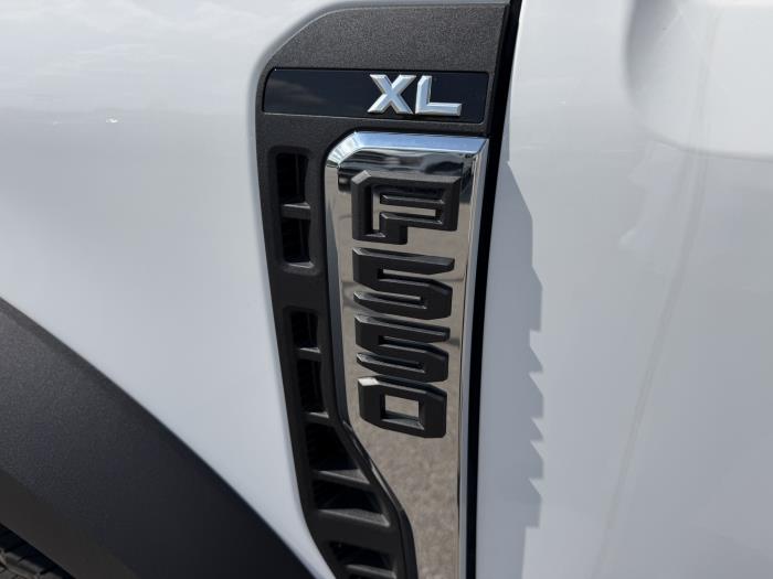 2026 Ford F-550-7