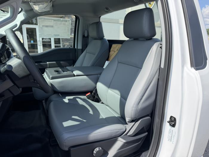 2026 Ford F-550-8