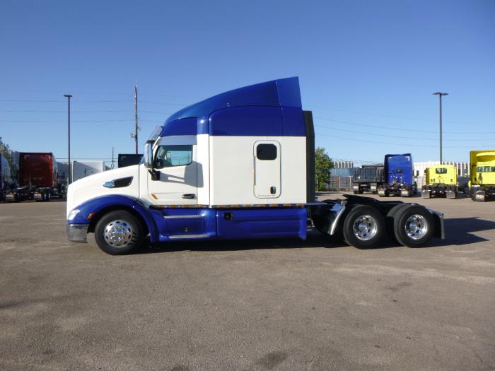 2021 Peterbilt 579-5