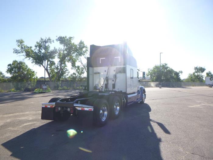 2021 Peterbilt 579-8