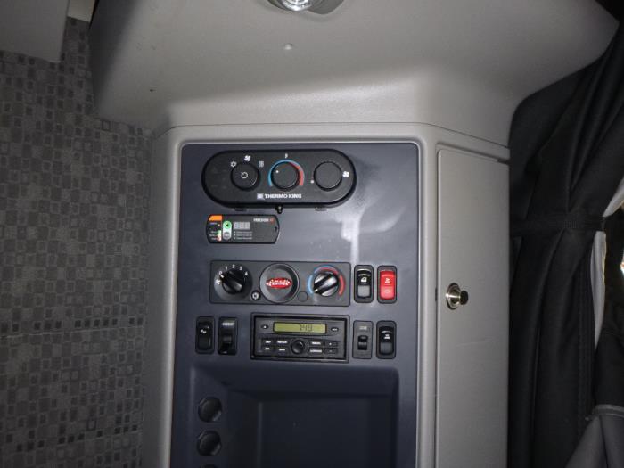2021 Peterbilt 579-36