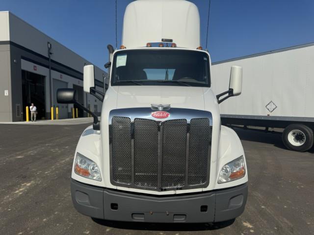 2016 Peterbilt 579 — photo 4