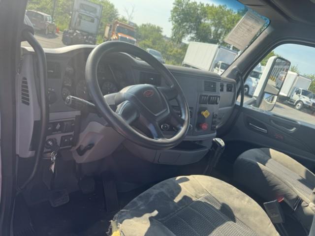 2016 Peterbilt 579-10