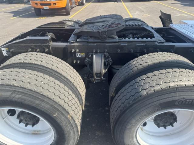2016 Peterbilt 579-11
