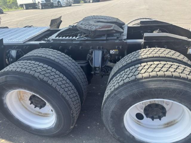 2016 Peterbilt 579-13