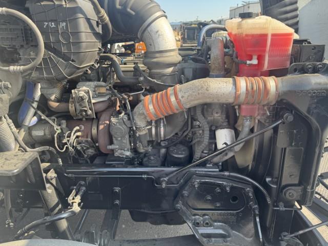 2016 Peterbilt 579-17