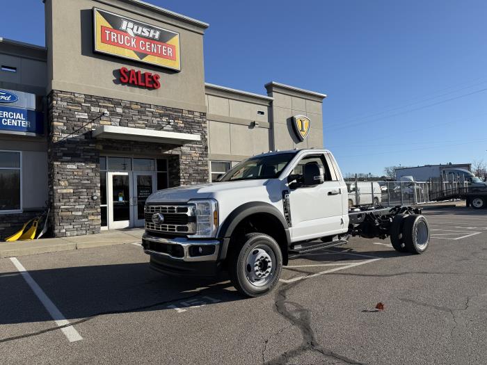 2026 Ford F-550-1