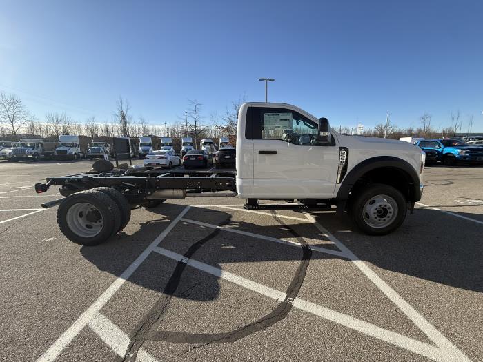 2026 Ford F-550-4