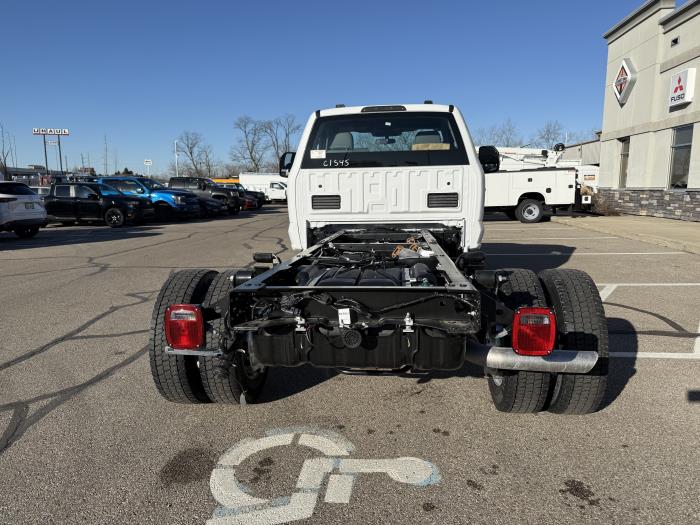 2026 Ford F-550-6