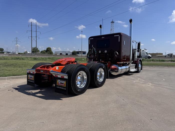 2027 Peterbilt 589-6