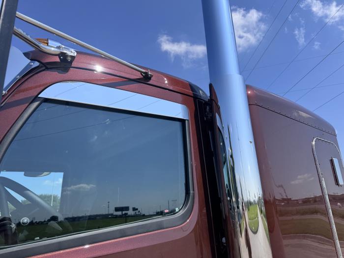 2027 Peterbilt 589-13