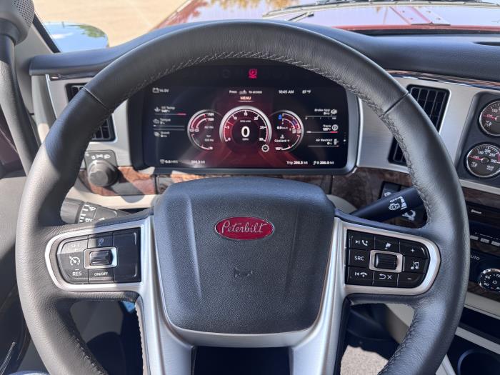 2027 Peterbilt 589-17