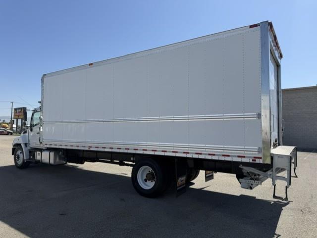 2020 Hino 268A-5