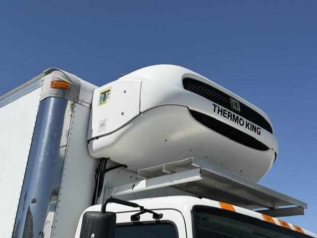 2020 Hino 268A-8