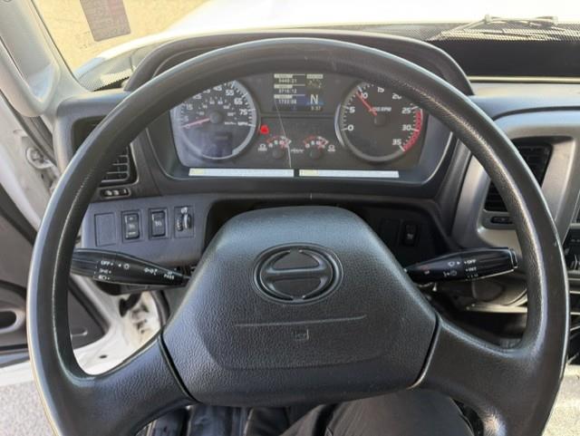 2020 Hino 268A-11