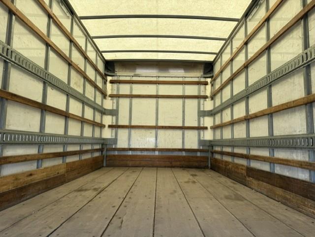 2021 Isuzu NPR-HD-6