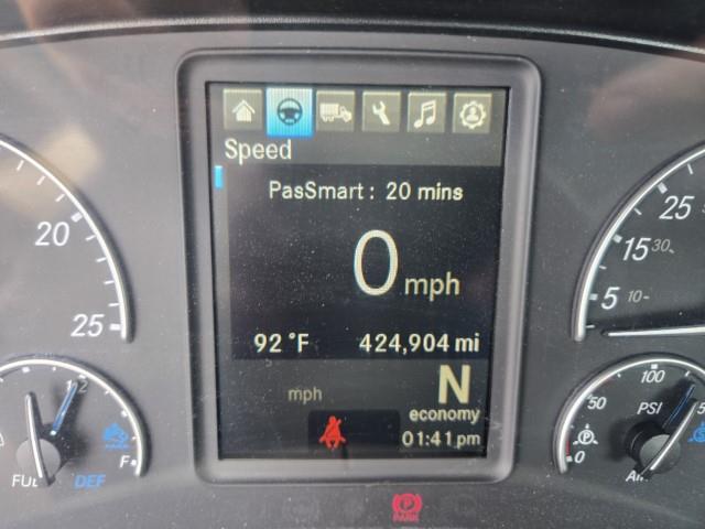 2019 Freightliner Cascadia-11