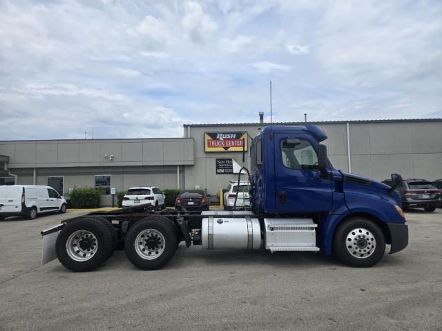 2019 Freightliner Cascadia-3