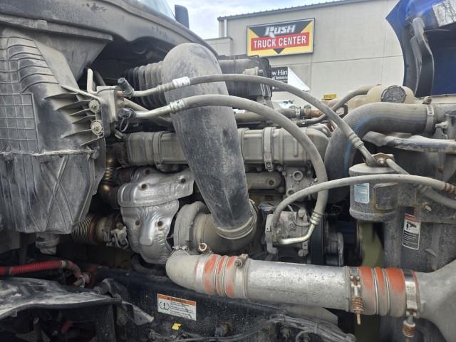 2019 Freightliner Cascadia-19