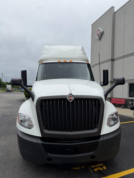 2023 International LT625-1