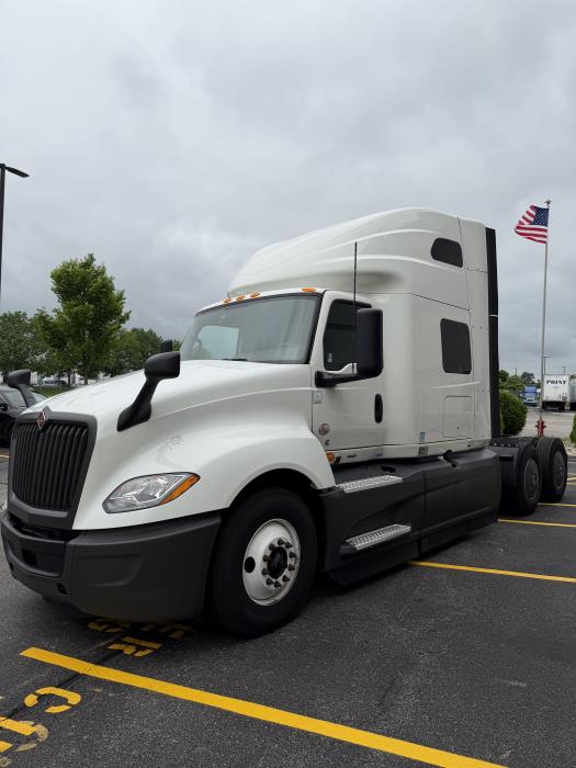 2023 International LT625-3