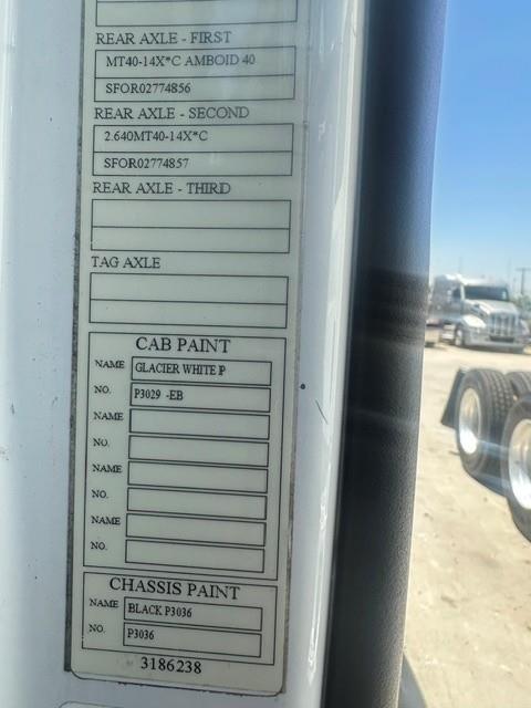 2015 Volvo VNL300-6