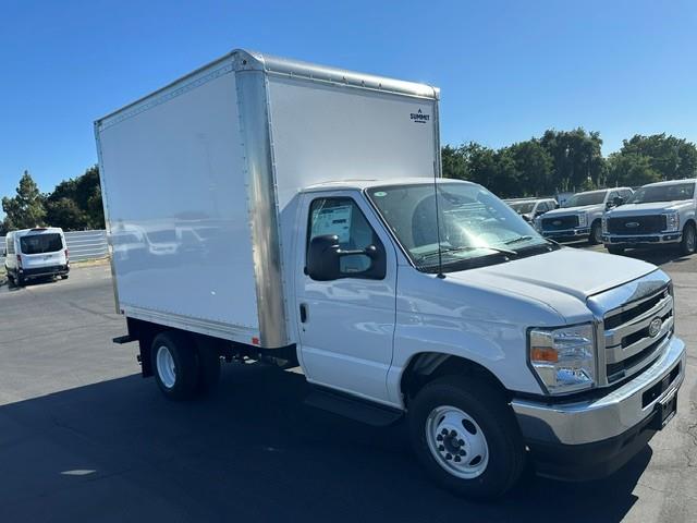 2027 Ford E-350-5