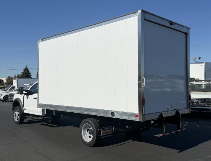 2026 Ford F-550-2
