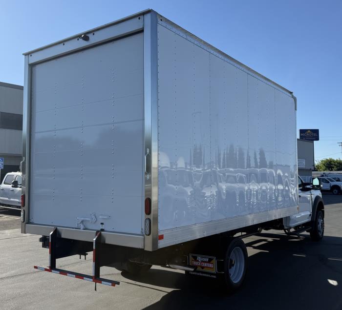 2026 Ford F-550-4