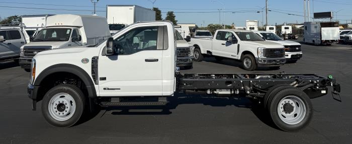 2026 Ford F-550 — photo 3
