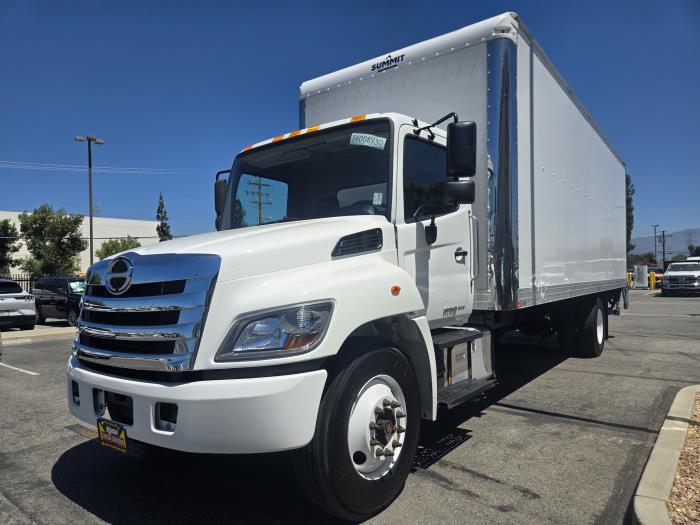 2020 Hino 268A-5