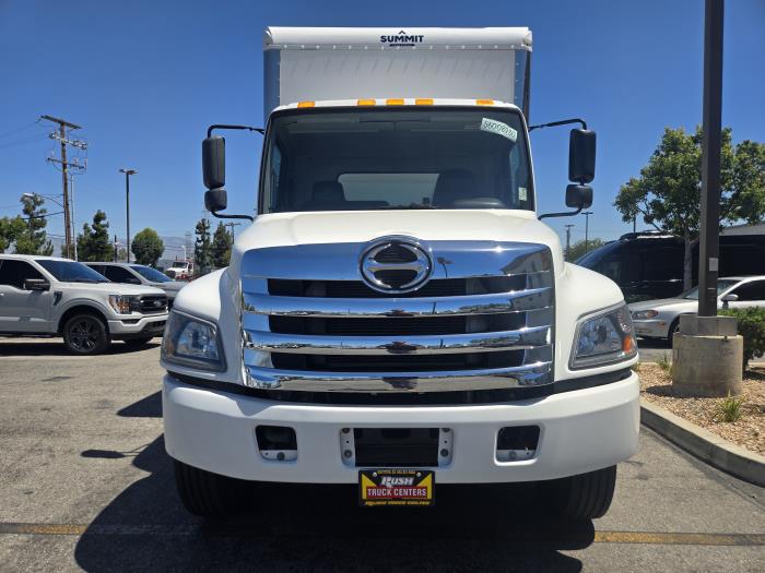 2020 Hino 268A-6