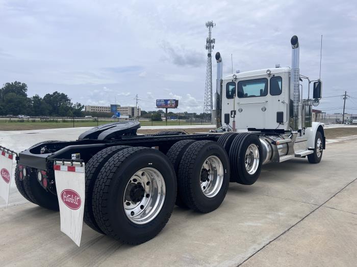 2026 Peterbilt 589-5