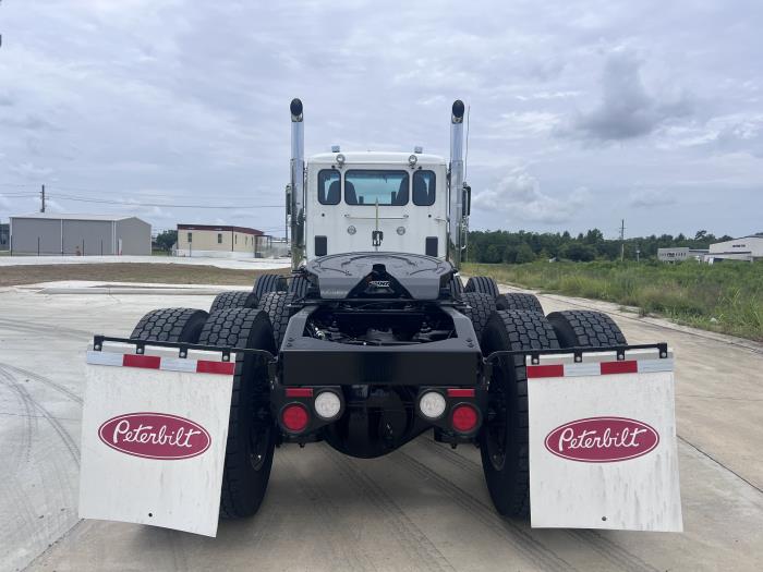 2026 Peterbilt 589-4