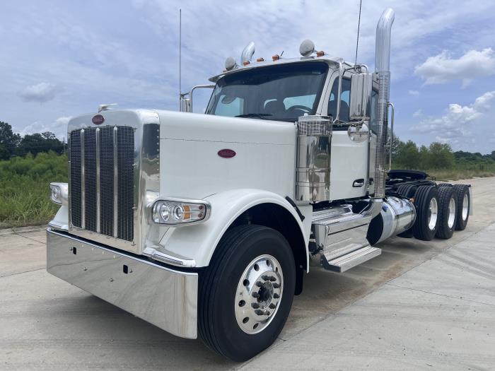 2026 Peterbilt 589-1