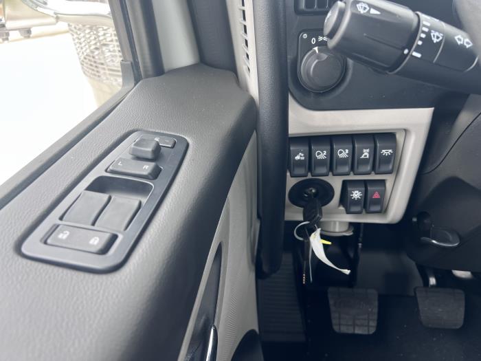 2026 Peterbilt 589-14