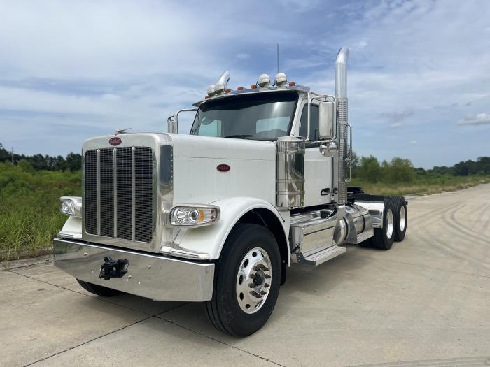 2025 Peterbilt 589-1