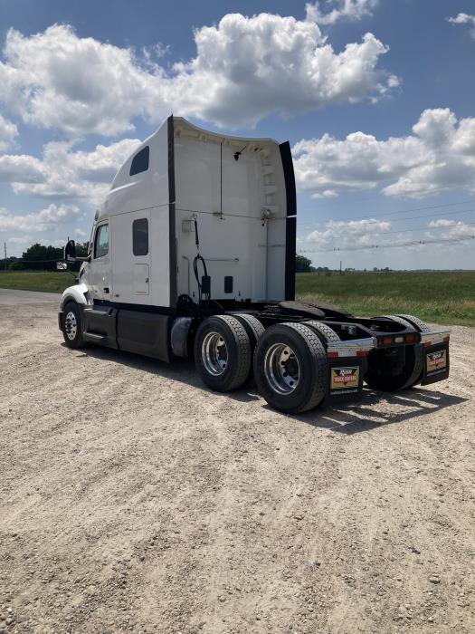 2022 Peterbilt 579-2
