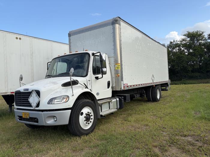 2021 Freightliner Business Class M2 106-0