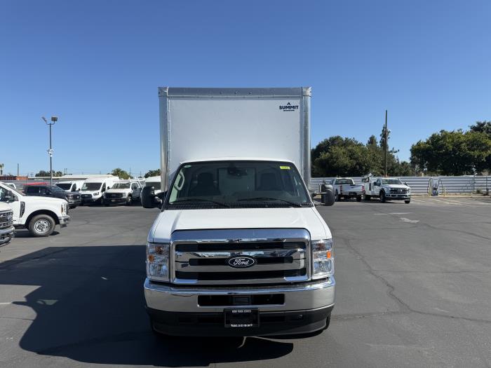 2027 Ford E-450-8
