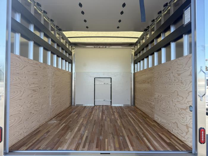 2027 Ford E-450-11