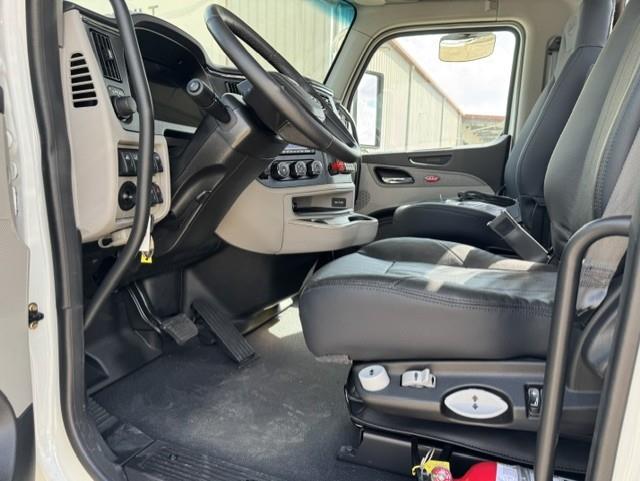 2026 Peterbilt 589-7