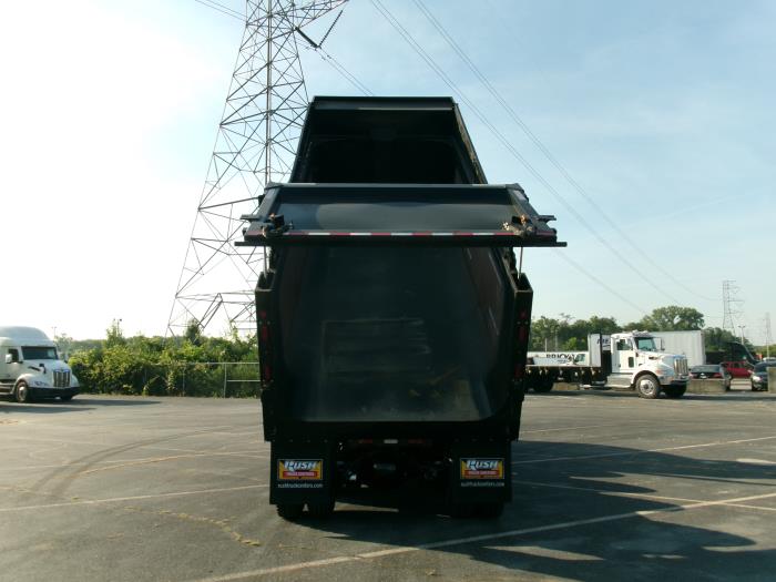 2025 International HX620-10