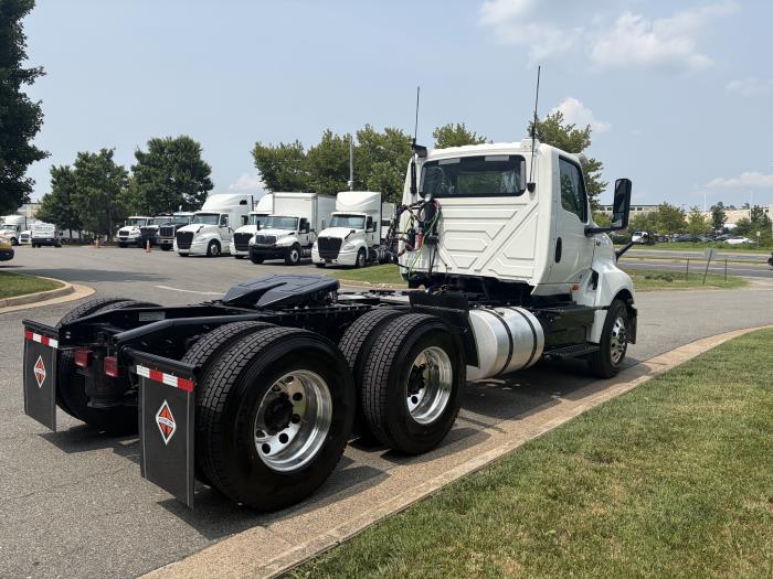 2027 International LT625-5