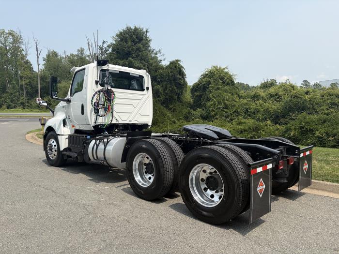 2027 International LT625-7