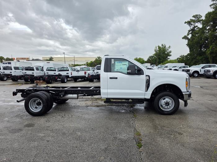 New 2026 Ford F-350 Regular Cab Cab Chassis - photo 5
