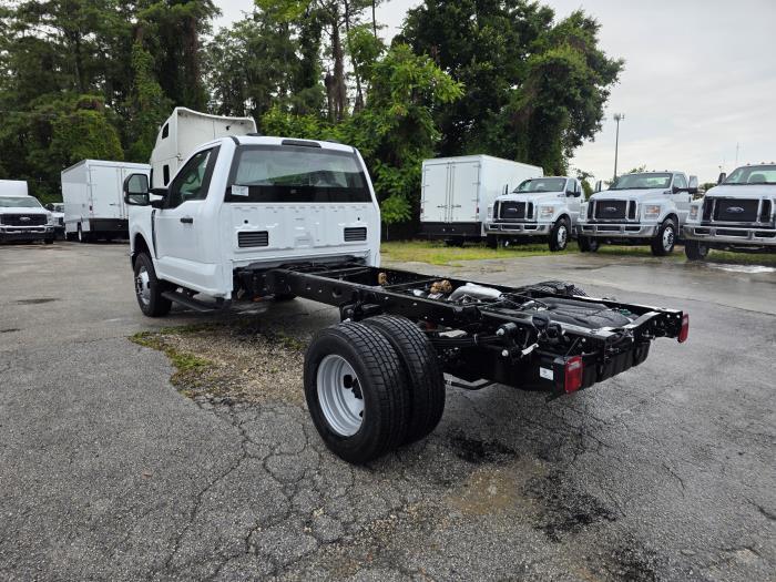 New 2026 Ford F-350 Regular Cab Cab Chassis - photo 10