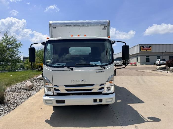 2026 Isuzu NPR-HD-4